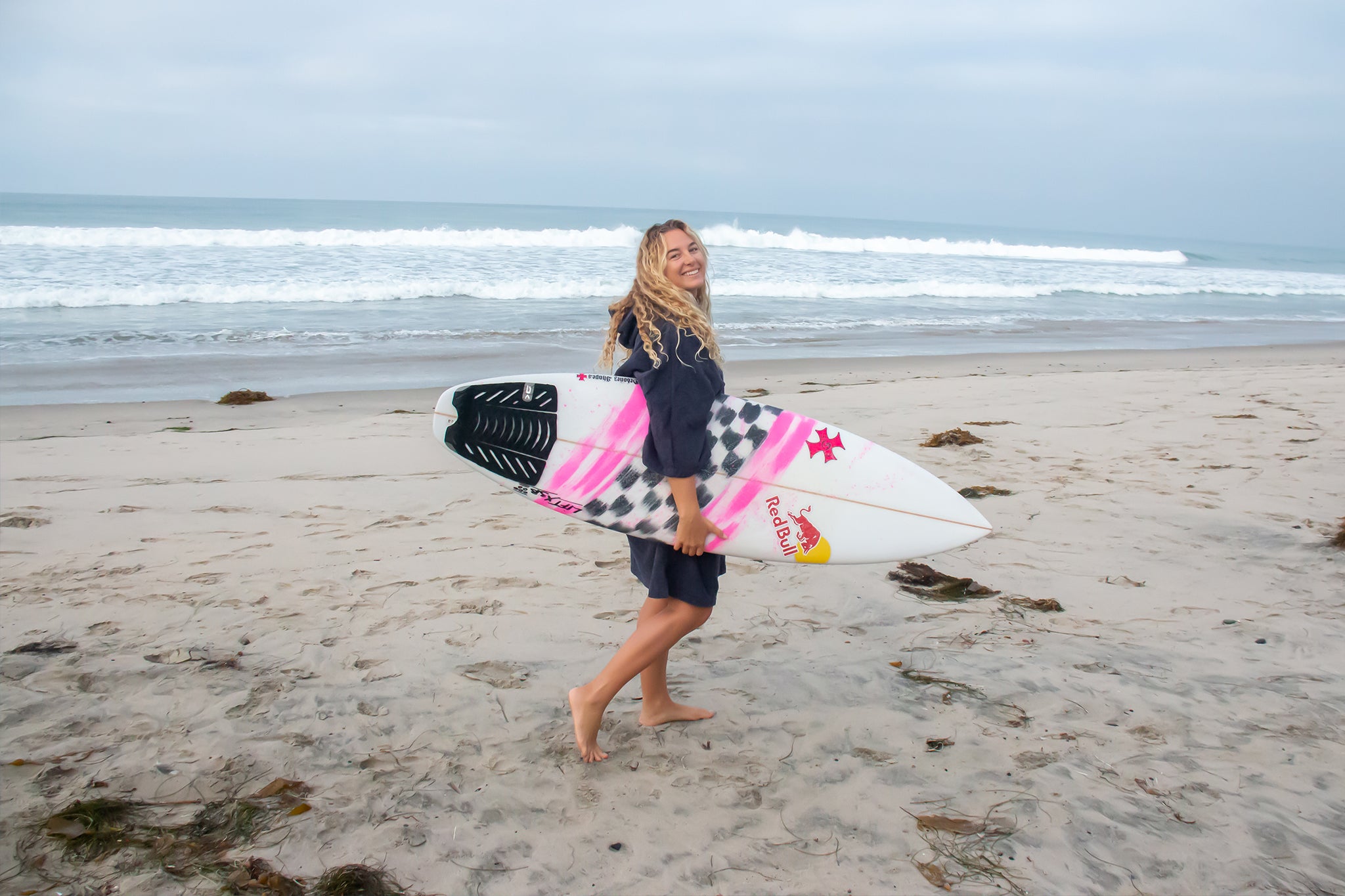 Big Wave Dreams - Izzi Gomez – Dryrobe® USA