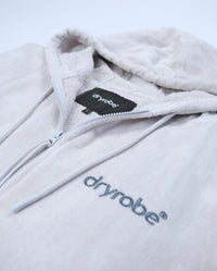 detail studio shot of Dryrobe® Zip towel (nimbus cloud)