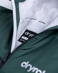 Studio detail shot of AW25 Green Dryrobe® advance long sleeve 