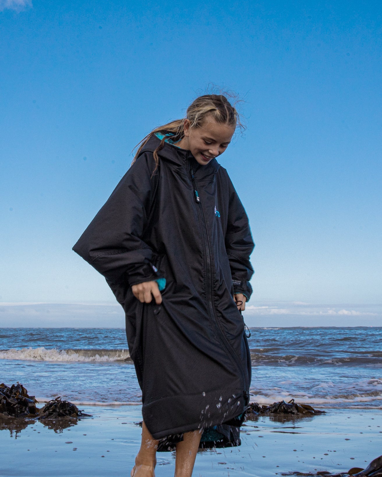 Black Blue Long Sleeve Kids Changing Robe | Dryrobe® – Dryrobe® USA